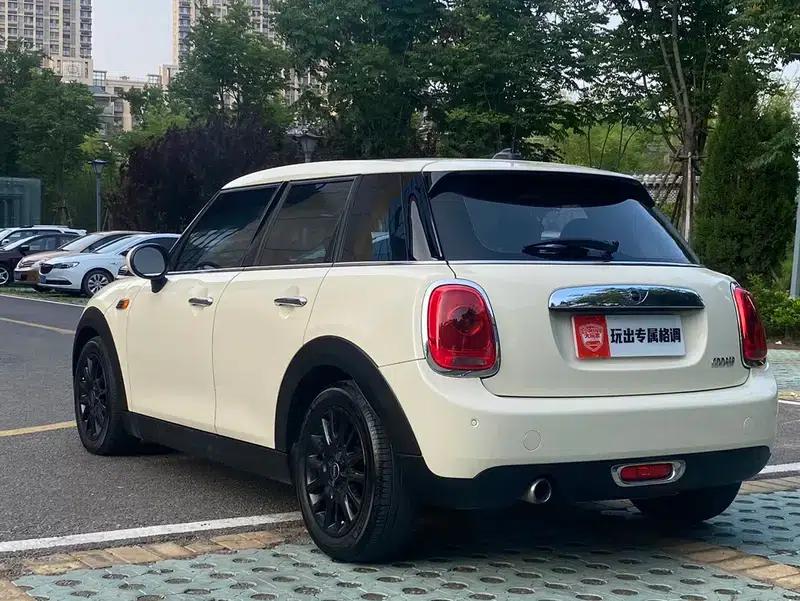 2016 MINI 1.5T COOPER 5-door version — миниатюра 4