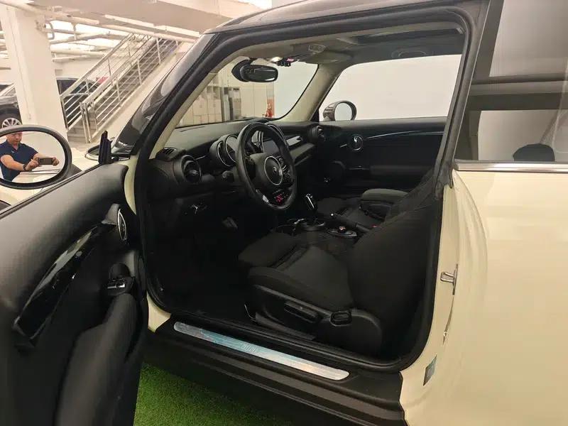 2018 MINI 1.5T COOPER Classic — миниатюра 10