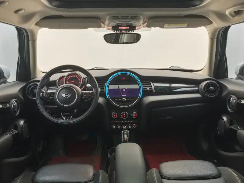 MINI 2020 1.5T COOPER Artist 5-Door Edition — миниатюра 9