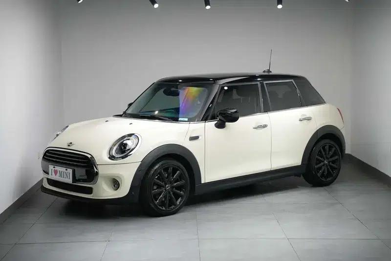 MINI 2021 1.5T COOPER Artist 5-Door Edition — миниатюра 1