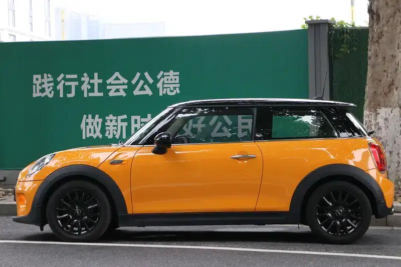 2016 MINI 1.5T COOPER — миниатюра 3