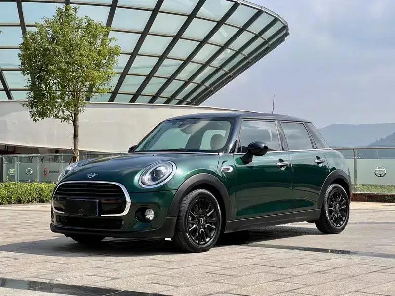 MINI 2019 1.5T COOPER 60th Anniversary Edition (5-door version) — миниатюра 1