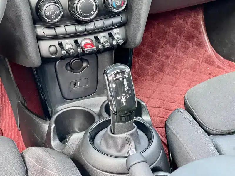 MINI 2019 1.5T COOPER 60th Anniversary Edition (5-door version) — миниатюра 20