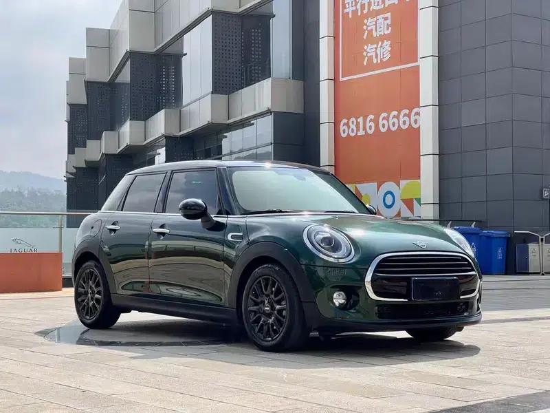 MINI 2019 1.5T COOPER 60th Anniversary Edition (5-door version) — миниатюра 3
