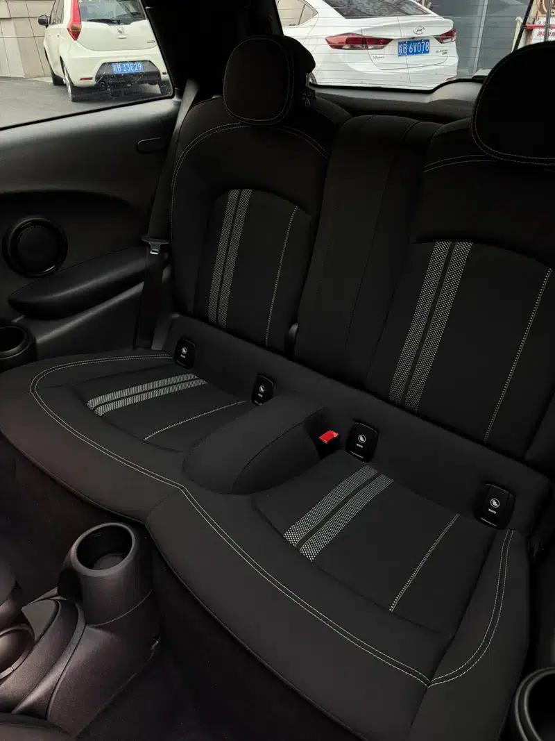 MINI 2022 1.5T COOPER Black Label Special Edition — миниатюра 11