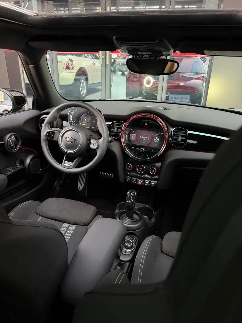 MINI 2022 1.5T COOPER Black Label Special Edition — миниатюра 13