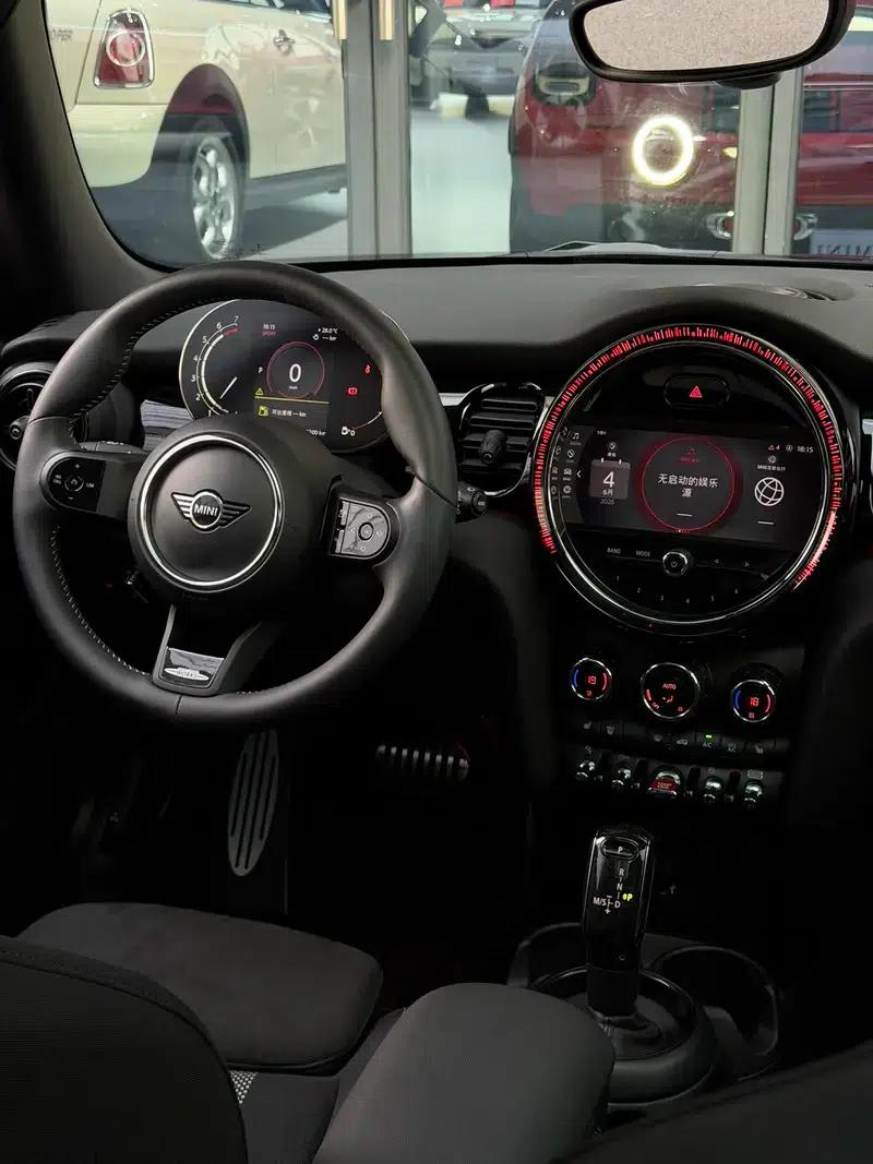 MINI 2022 1.5T COOPER Black Label Special Edition — миниатюра 17