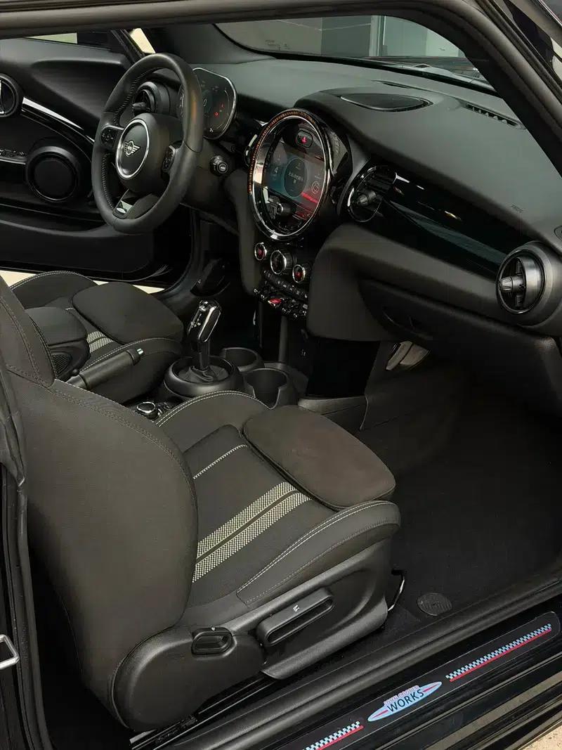MINI 2022 1.5T COOPER Black Label Special Edition — миниатюра 8