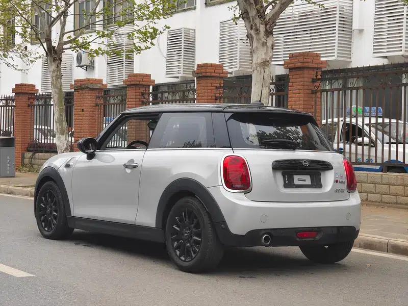 MINI 2019 1.5T COOPER Artist — миниатюра 5