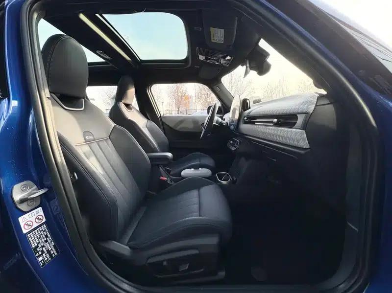 MINI 2025 2.0T COOPER S 5-Door Artist Edition — миниатюра 21