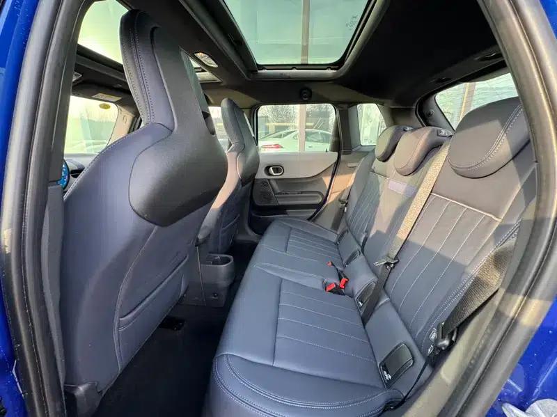 MINI 2025 2.0T COOPER S 5-Door Artist Edition — миниатюра 22