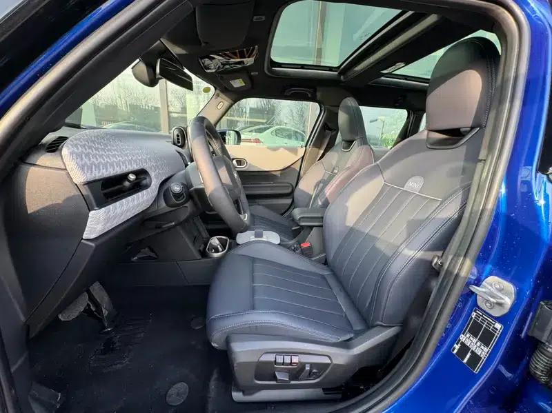 MINI 2025 2.0T COOPER S 5-Door Artist Edition — миниатюра 23