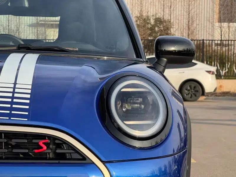 MINI 2025 2.0T COOPER S 5-Door Artist Edition — миниатюра 6