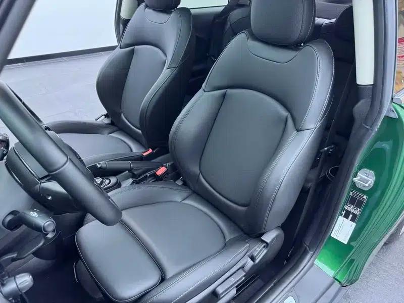 MINI 2022 1.5T COOPER Classic — миниатюра 13