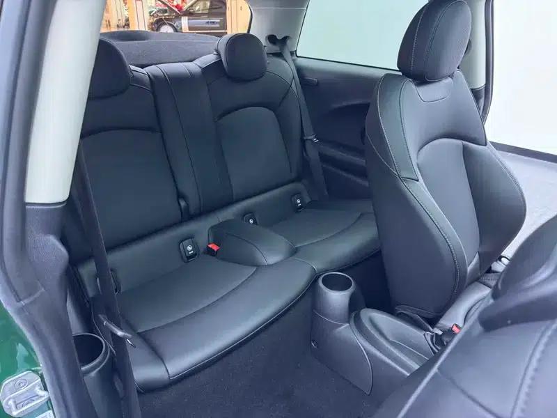 MINI 2022 1.5T COOPER Classic — миниатюра 14