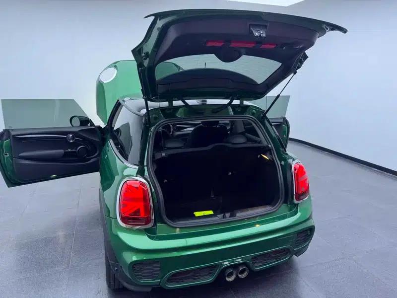 MINI 2022 1.5T COOPER Classic — миниатюра 17