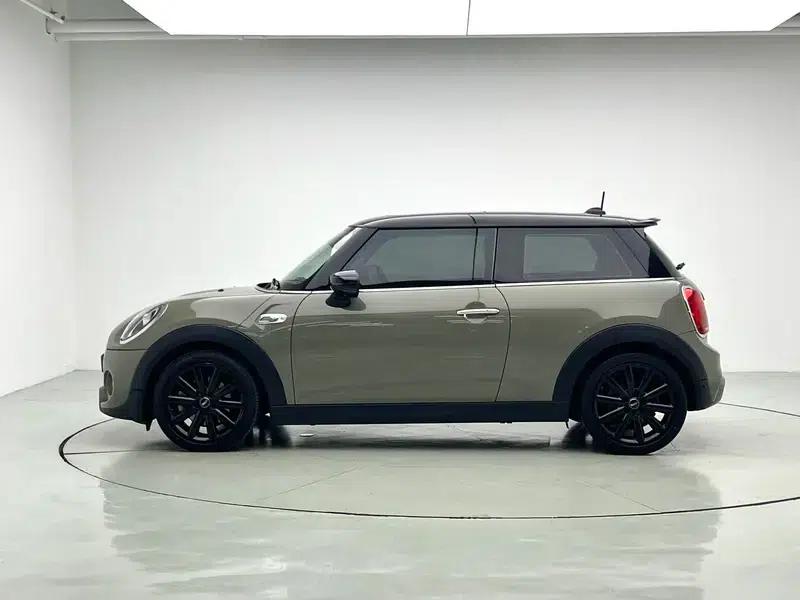 MINI 2019 2.0T COOPER S Classic — миниатюра 4