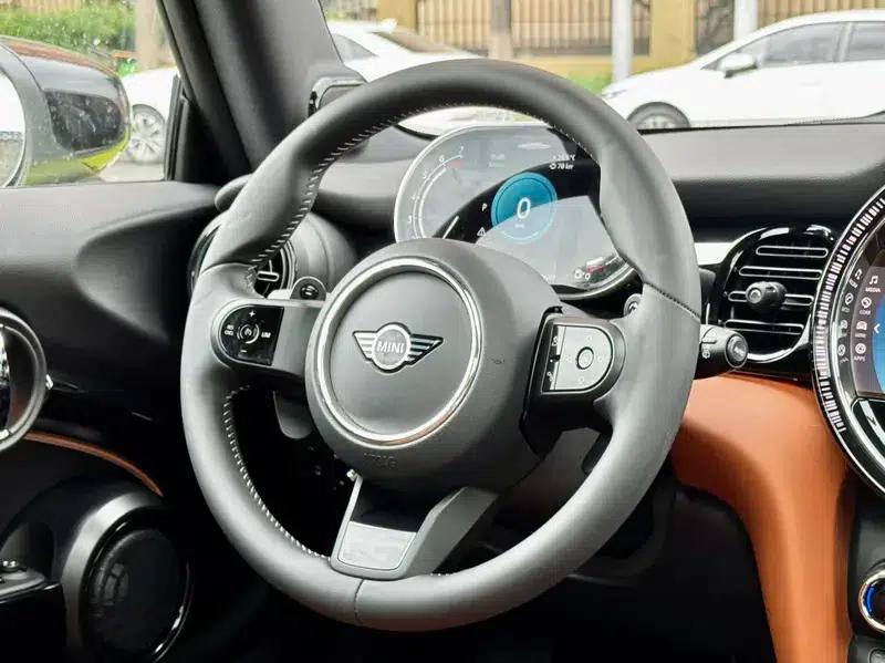 MINI 2023 Facelift 2.0T COOPER S Artist — миниатюра 22