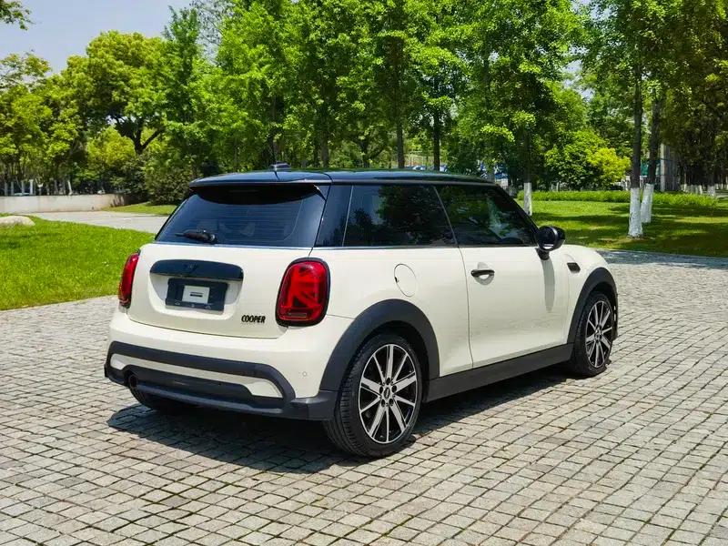 MINI 2023 1.5T COOPER Artist — миниатюра 7