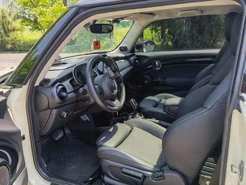 MINI 2023 1.5T COOPER Artist — миниатюра 10