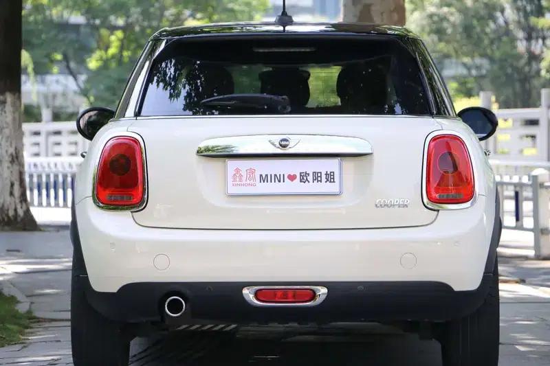 2016 MINI 1.5T COOPER 5-door version — миниатюра 4
