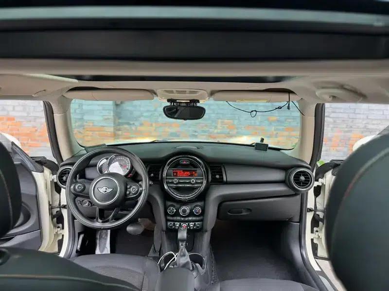 MINI 2016 1.2T ONE Pioneer — миниатюра 8