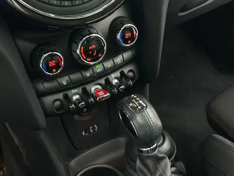 2016 MINI 1.5T COOPER Avant-garde 5-Door Edition — миниатюра 7