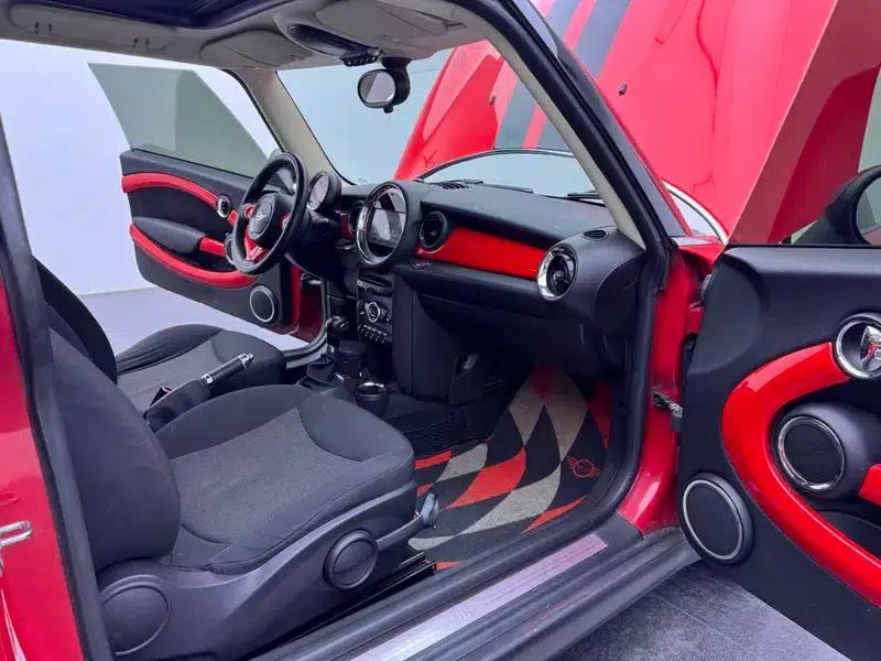 2011 MINI 1.6L ONE — миниатюра 7