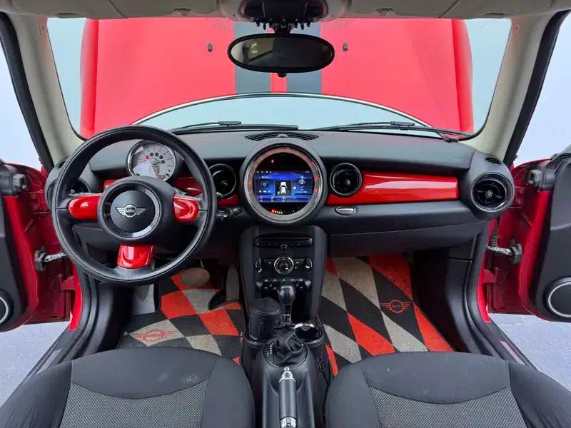 2011 MINI 1.6L ONE — миниатюра 8