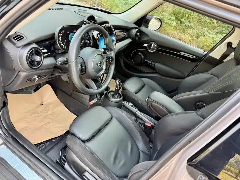MINI 2022 1.5T COOPER Artist 5-Door Edition — миниатюра 9