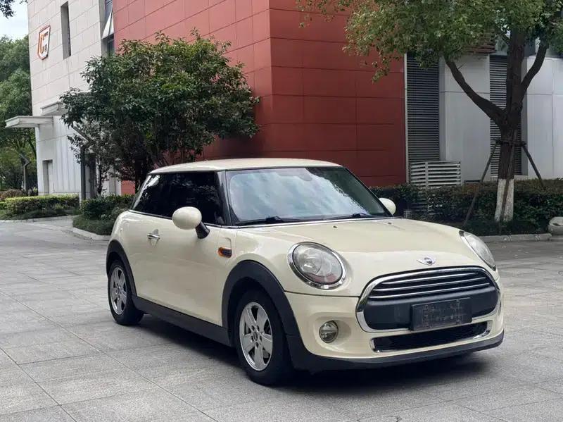 2014 MINI 1.2T ONE — миниатюра 3