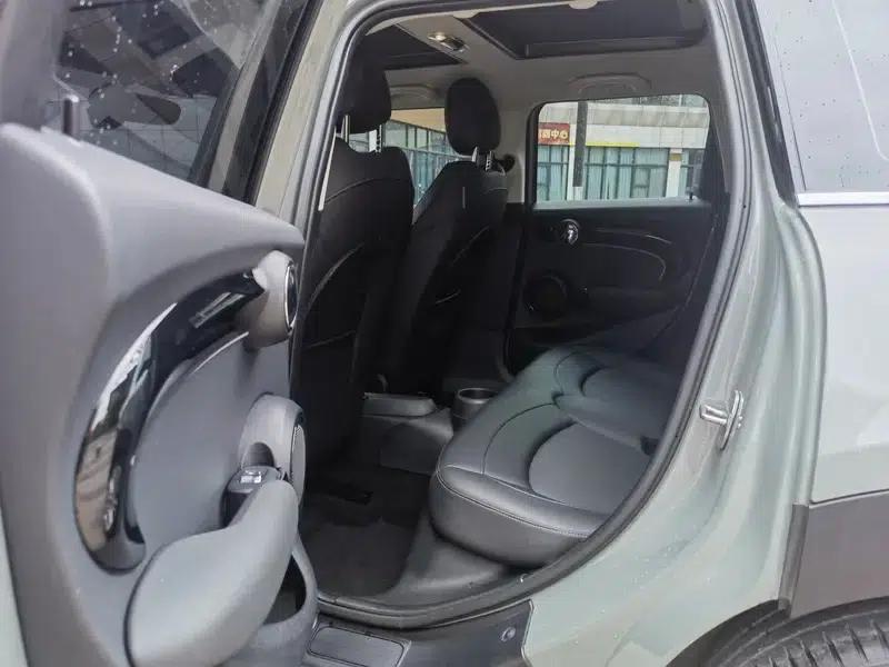 2022 MINI 1.5T COOPER Classic 5-Door — миниатюра 13