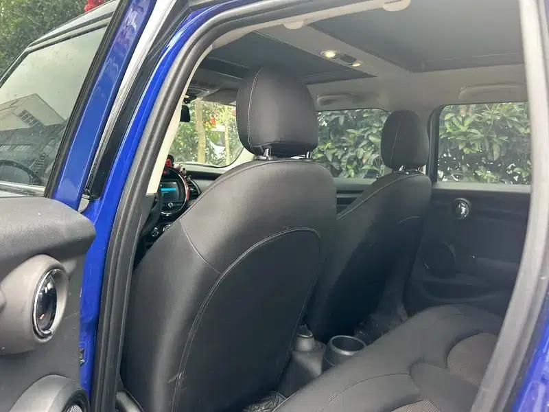 2019 MINI 1.5T ONE 5-Door Edition — миниатюра 9