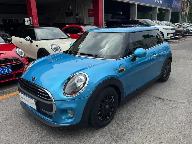 2018 MINI 1.5T ONE PLUS — миниатюра 1
