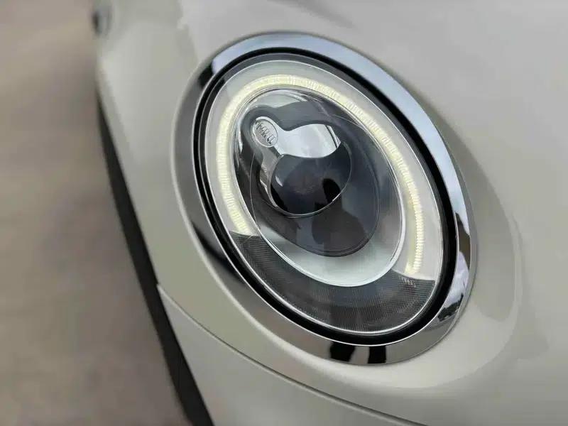 2016 MINI 1.5T COOPER Avant-garde 5-Door Edition — миниатюра 8