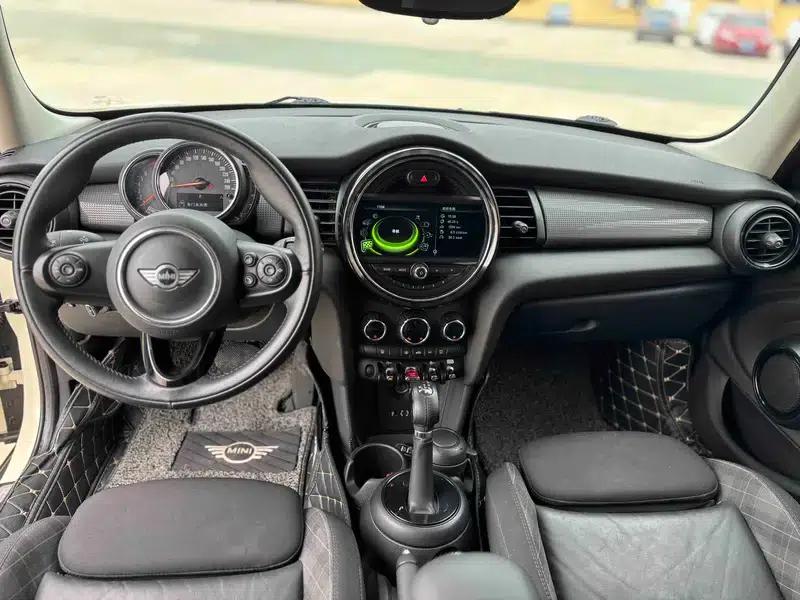 2016 MINI 1.5T COOPER Avant-garde 5-Door Edition — миниатюра 10