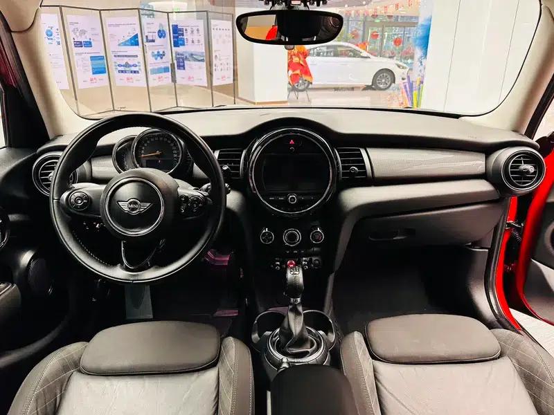 2015 MINI 1.5T COOPER Fun 5-Door — миниатюра 8
