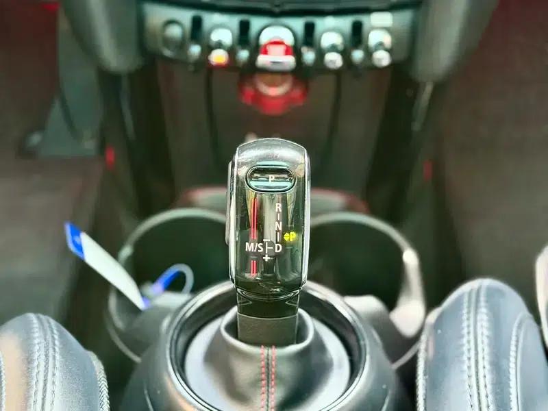 2018 MINI 2.0T COOPER S Artist 5-Door Edition — миниатюра 17