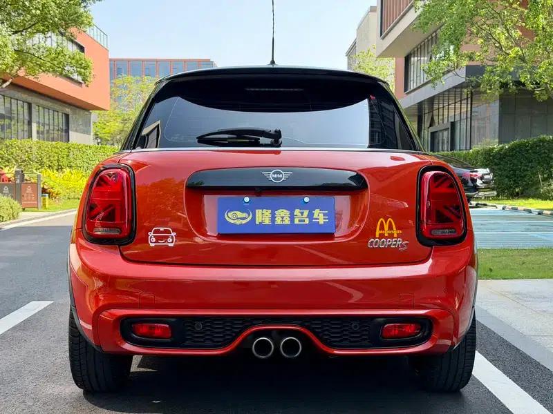 2018 MINI 2.0T COOPER S Artist 5-Door Edition — миниатюра 6