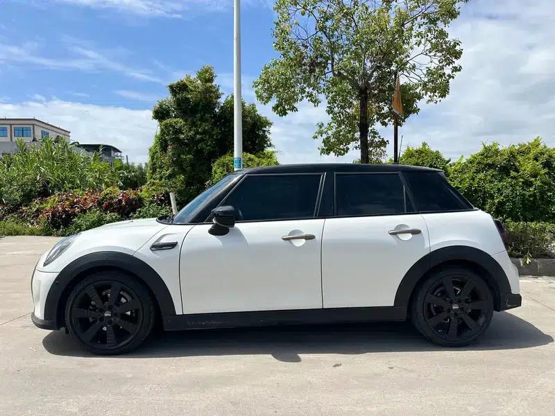 2023 MINI 1.5T COOPER King's Cross Edition (5-door version) — миниатюра 4