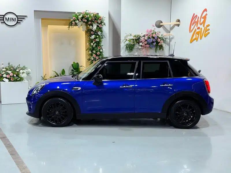 2021 MINI 1.5T COOPER Classic 5-Door — миниатюра 3