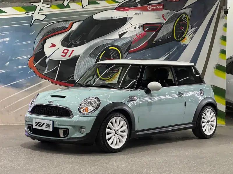 2011 MINI 1.6T COOPER S — миниатюра 1