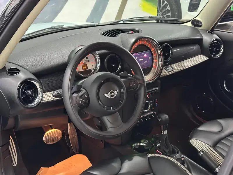 2011 MINI 1.6T COOPER S — миниатюра 11