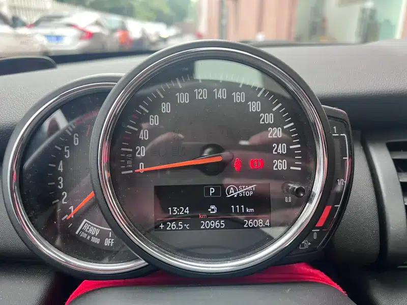 MINI 2021 1.5T ONE — миниатюра 14