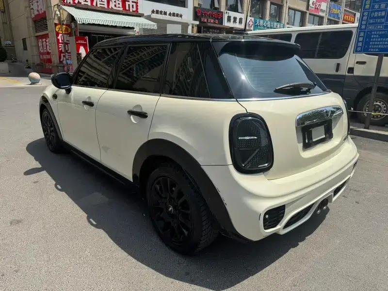 2015 MINI 1.5T COOPER Fun 5-Door — миниатюра 4