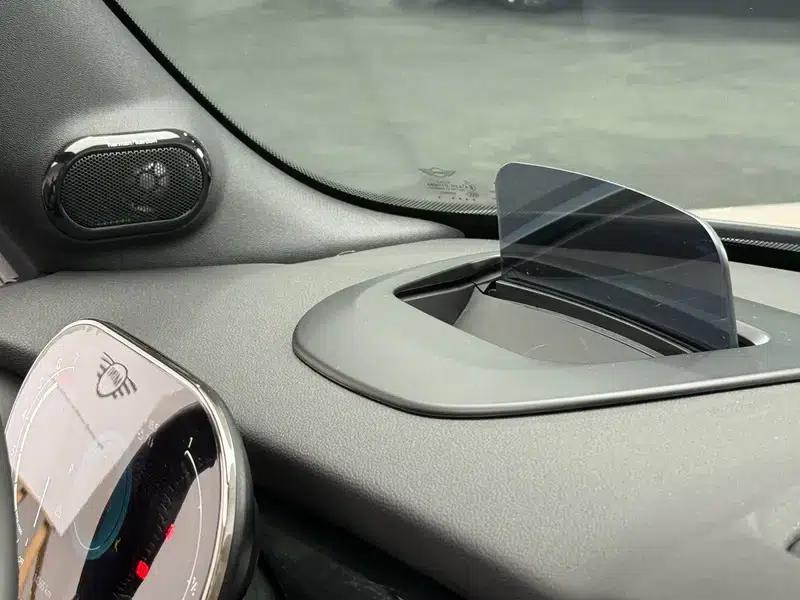 MINI 2023 2.0T COOPER S CABRIO Artist — миниатюра 20