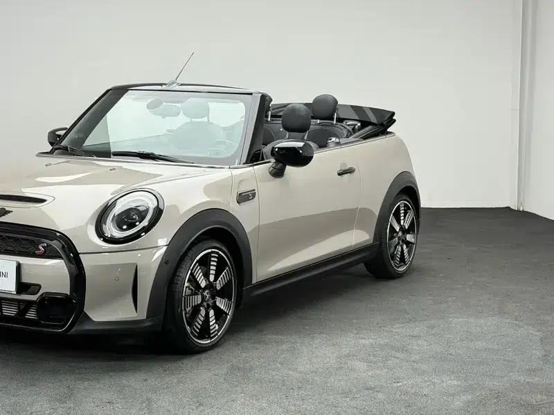 MINI 2023 2.0T COOPER S CABRIO Artist — миниатюра 8