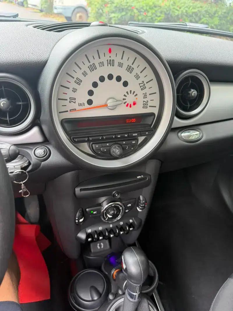 2011 MINI 1.6L COOPER Fun — миниатюра 25