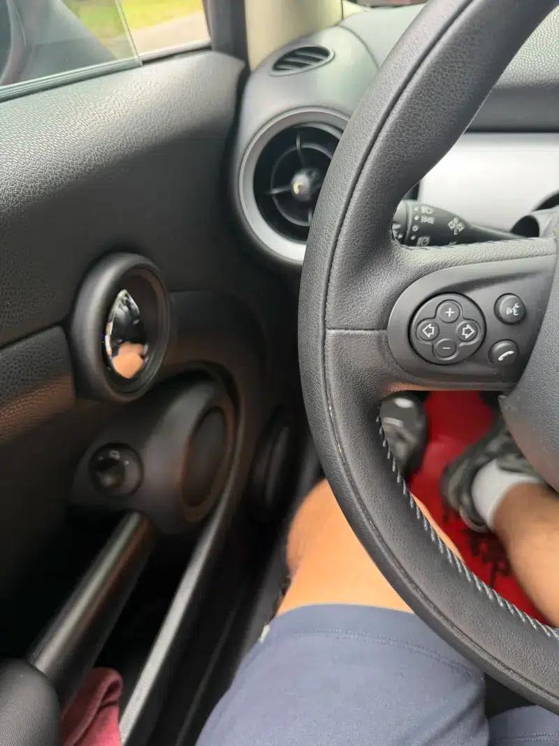 2011 MINI 1.6L COOPER Fun — миниатюра 10