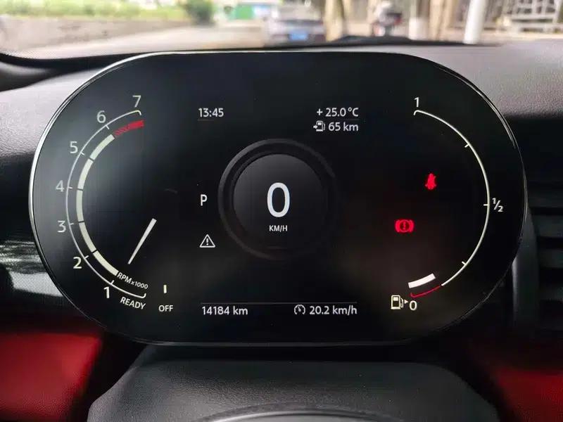2021 MINI 1.5T COOPER Racer — миниатюра 12